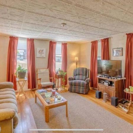 Cute 6-Bedroom Getaway In The Heart Of Littleton Zewnętrze zdjęcie