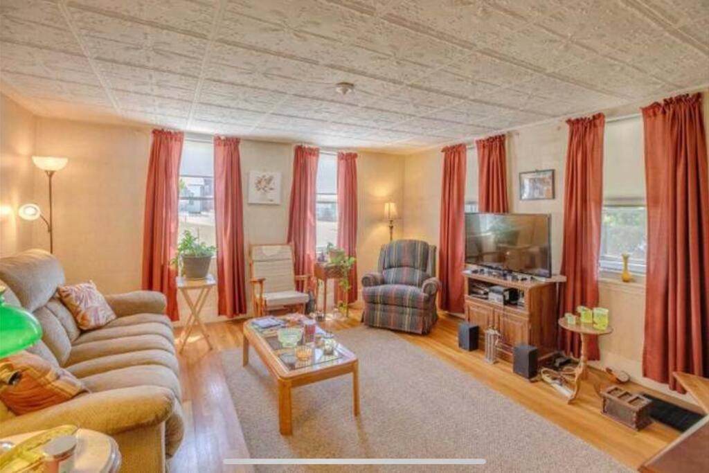 Cute 6-Bedroom Getaway In The Heart Of Littleton Zewnętrze zdjęcie